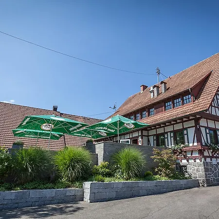 Gasthuis Zum Hirsch 3*